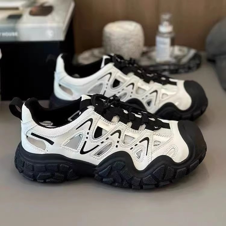 Şık Açık Hava Oyuklu Kadın Aya - Outdoor Sport Brand incelemesi ve fiyatı