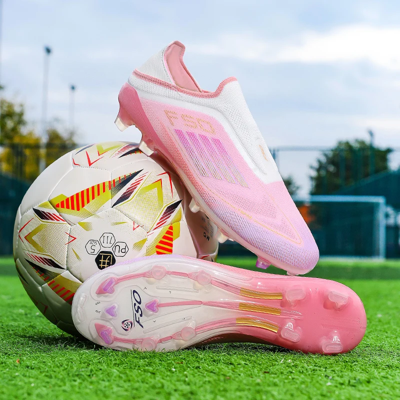Yeni erkek futbol ayakkabıları - Outdoor Sport Court incelemesi ve fiyatı